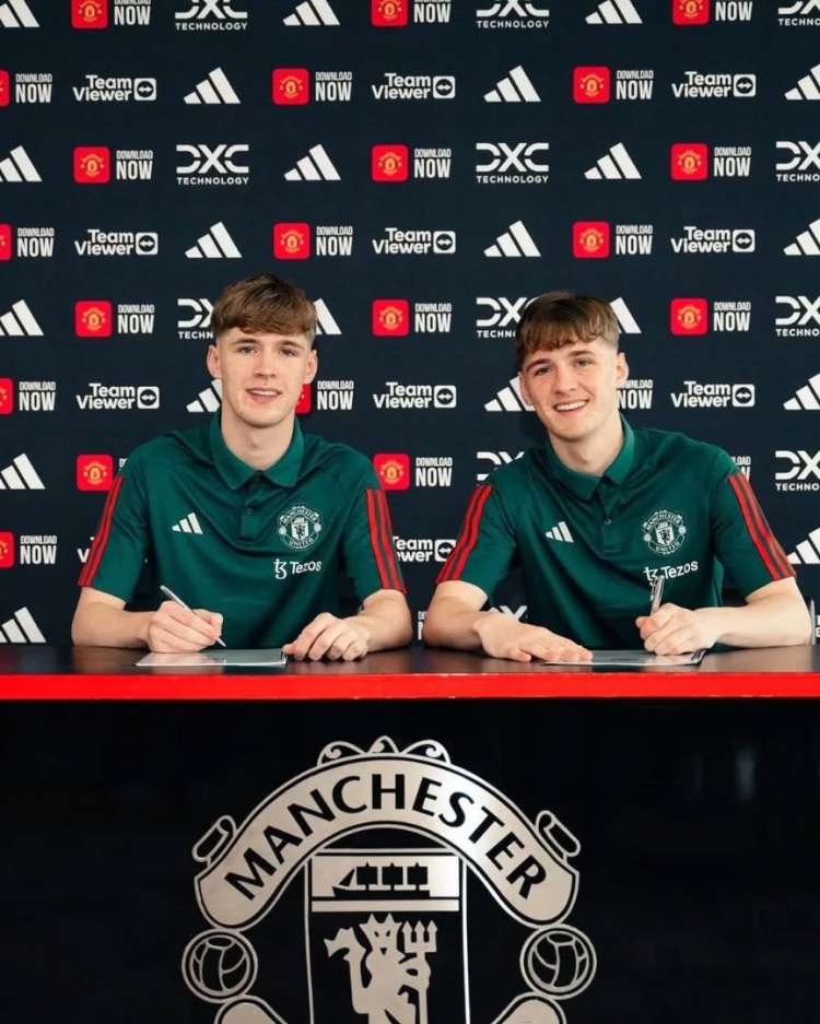 邮报介绍曼联青训弗莱彻兄弟：后腰泰勒是领袖，前腰杰克接近首秀