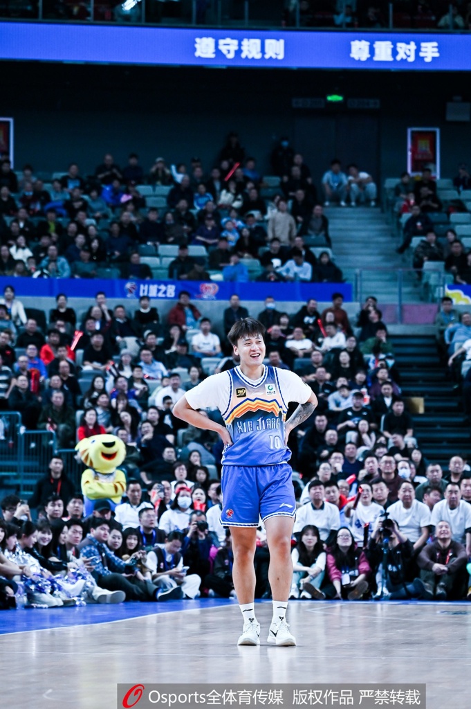 赵睿：自己曾表明想和新疆一起再拼一下 没有主动申请离队